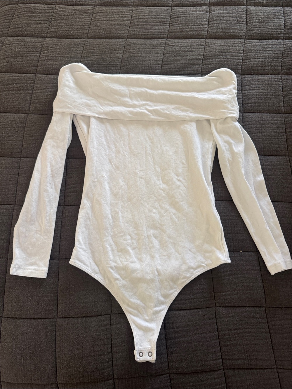 Abercrombie & Fitch White Off-Shoulder Long-Sleeve Kids Bodysuit